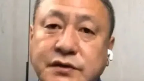 内斯塔否认中场庆祝谣言；意大利队友支持力挽狂澜